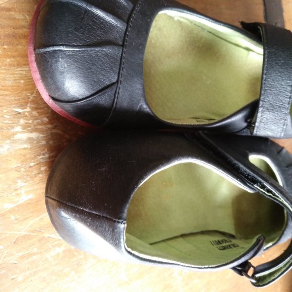 Retro Round toe black leather flat shoes - Picture 2 of 4